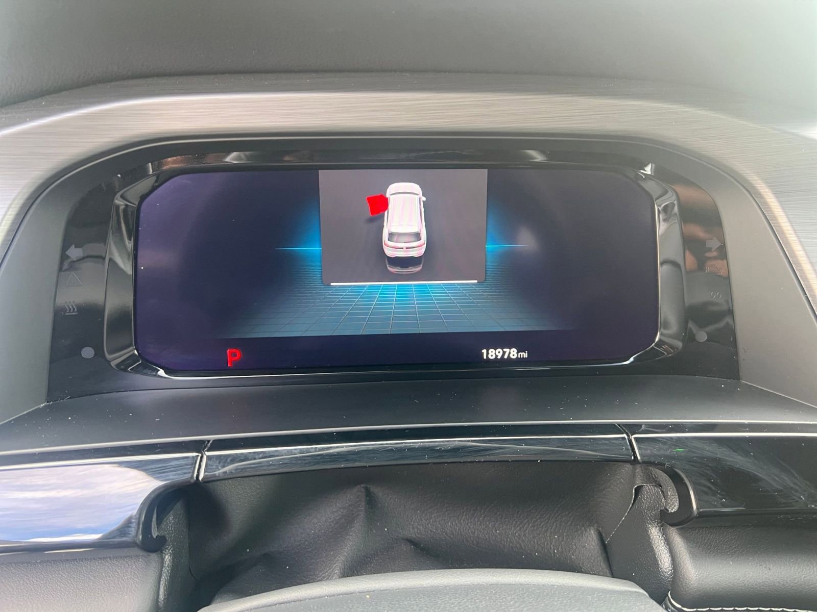 Used 2025 Volkswagen Atlas Cross Sport SE image 40