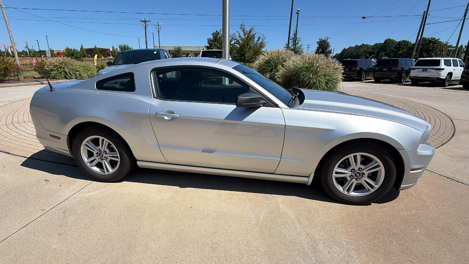 Used 2013 Ford Mustang Coupe RWD image 7