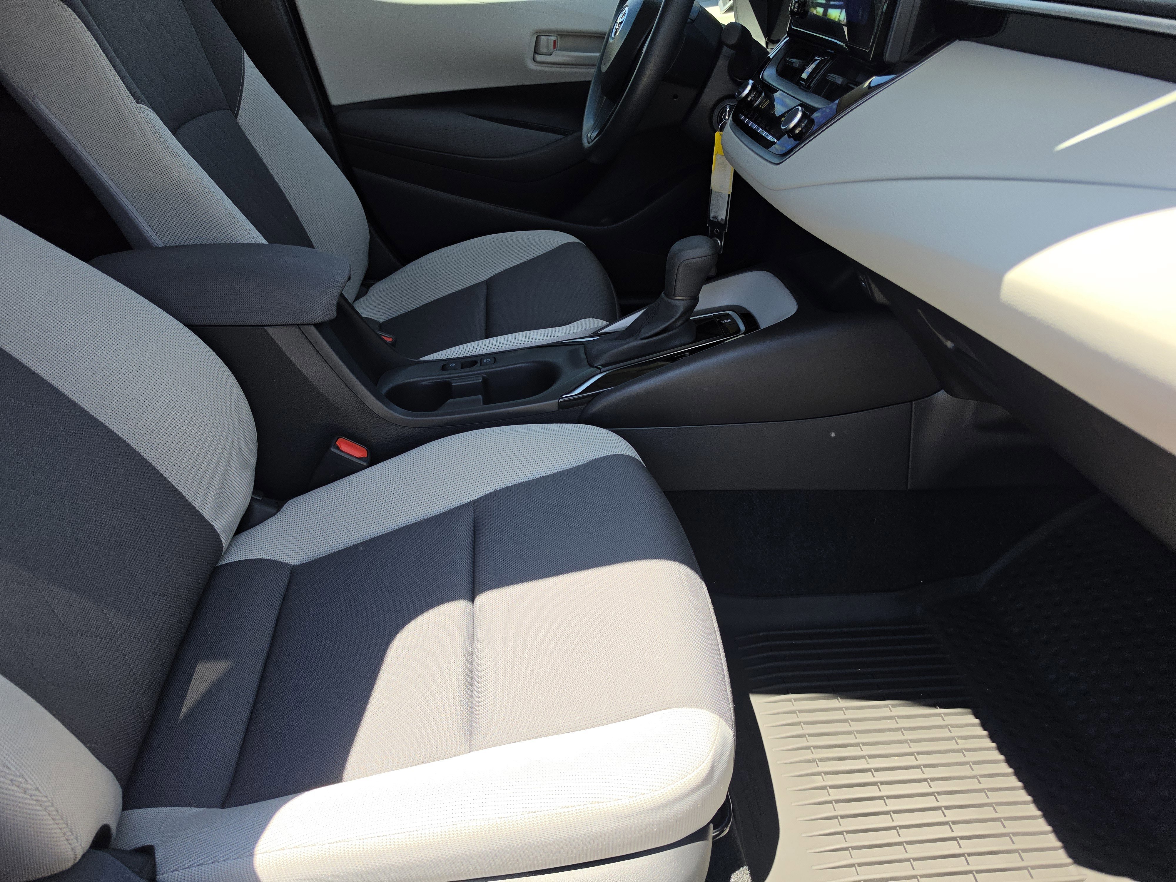 Certified 2025 Toyota Corolla LE FWD image 12