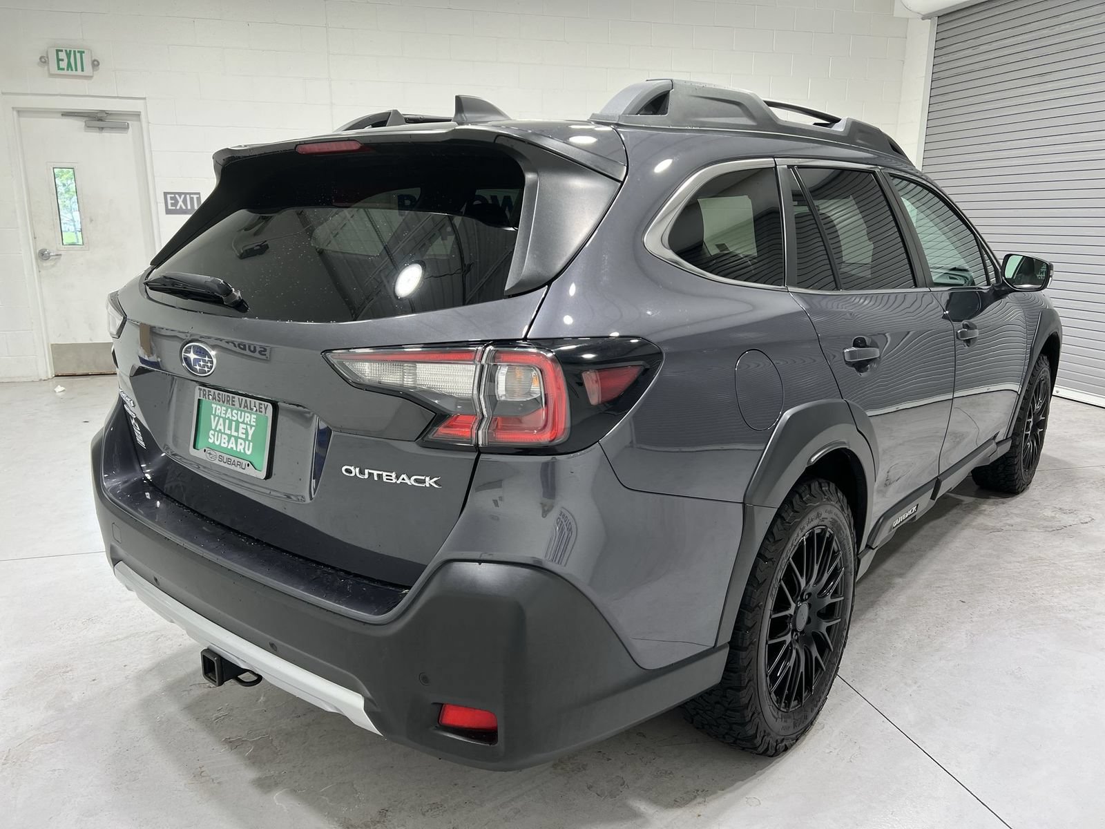 Used 2023 Subaru Outback Limited AWD/4WD image 8
