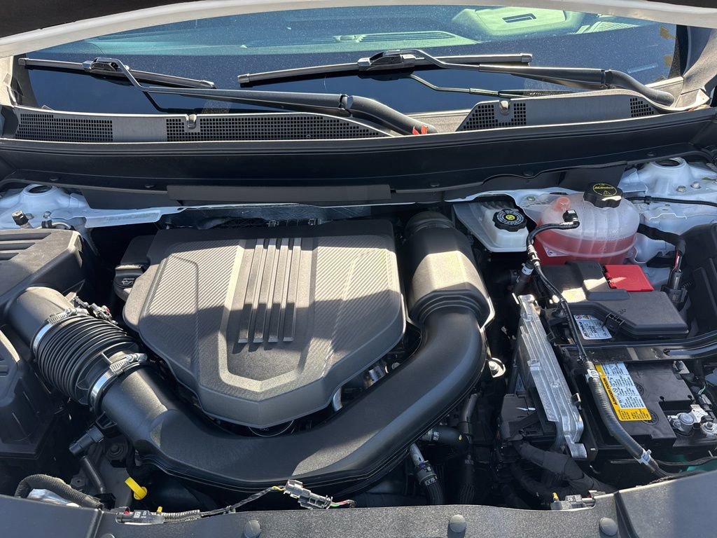 Used 2025 GMC Acadia Elevation FWD image 36