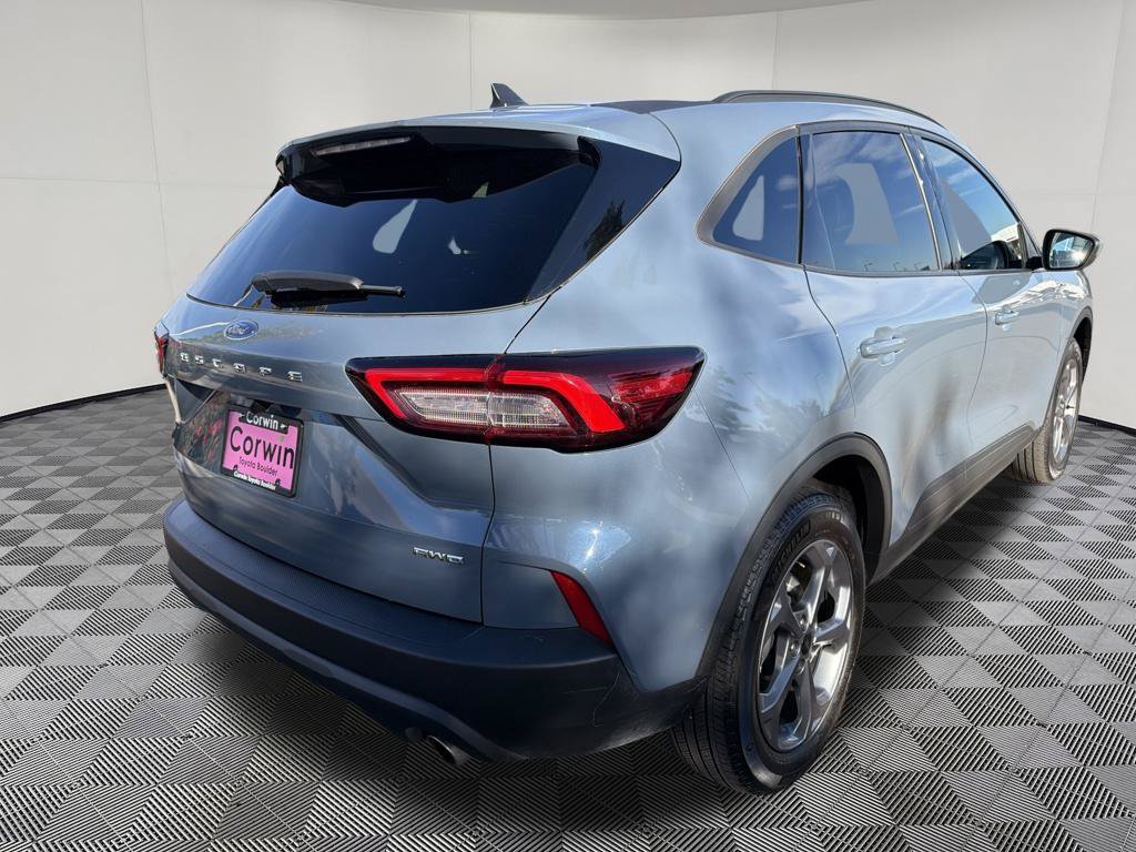 Used 2025 Ford Escape ST-Line Select AWD/4WD image 8