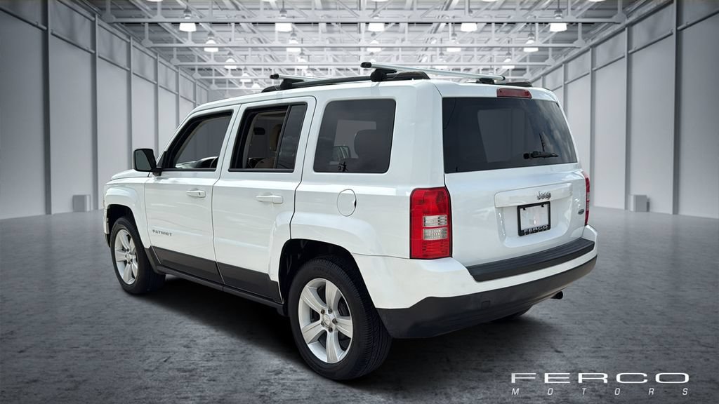 Used 2017 Jeep Patriot Latitude FWD image 3
