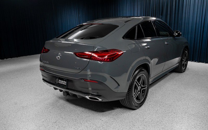 New 2026 Mercedes-Benz GLE 450 4MATIC Coupe image 5
