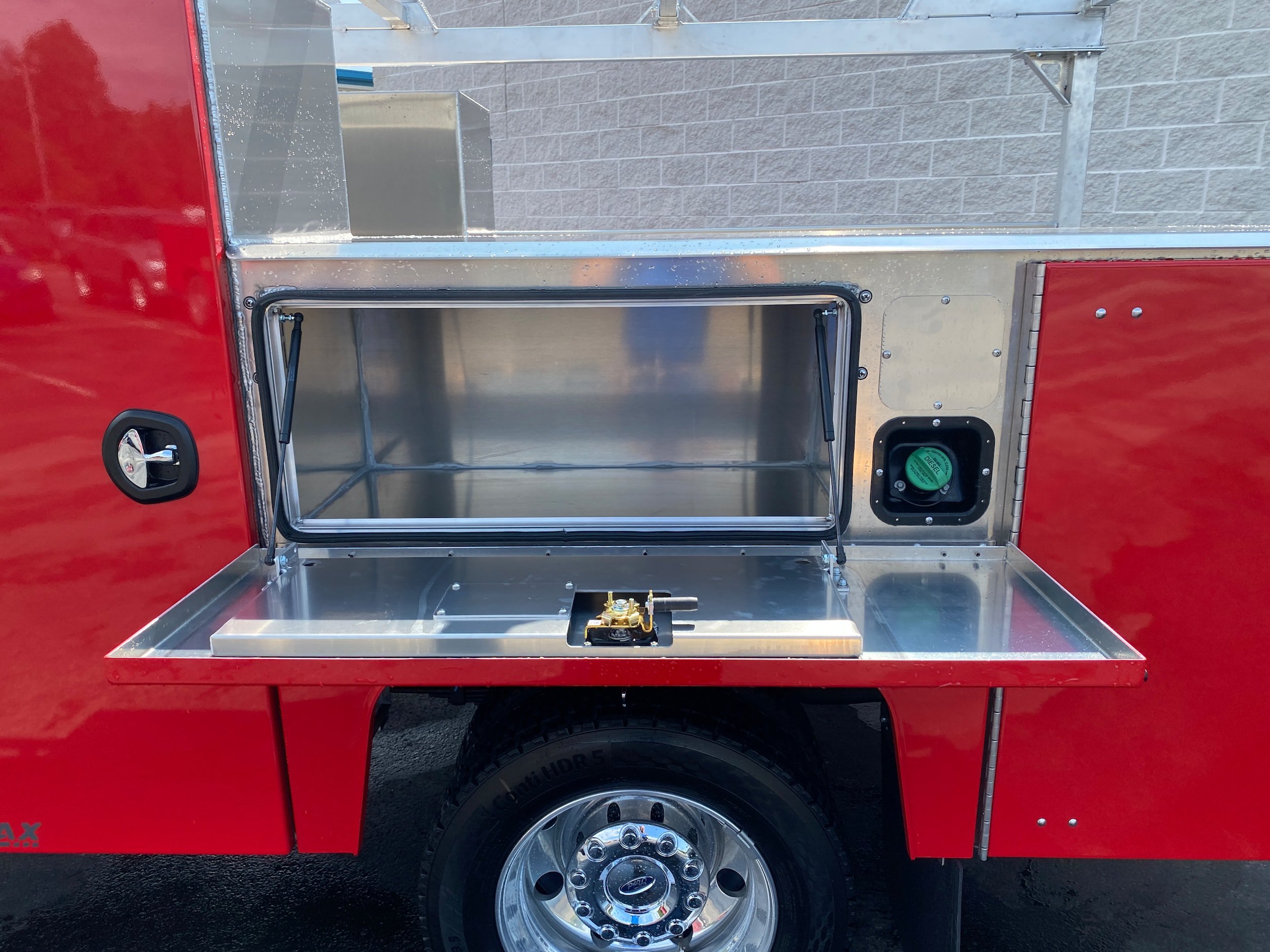 New 2026 Ford F550 4x4 Crew Cab image 22