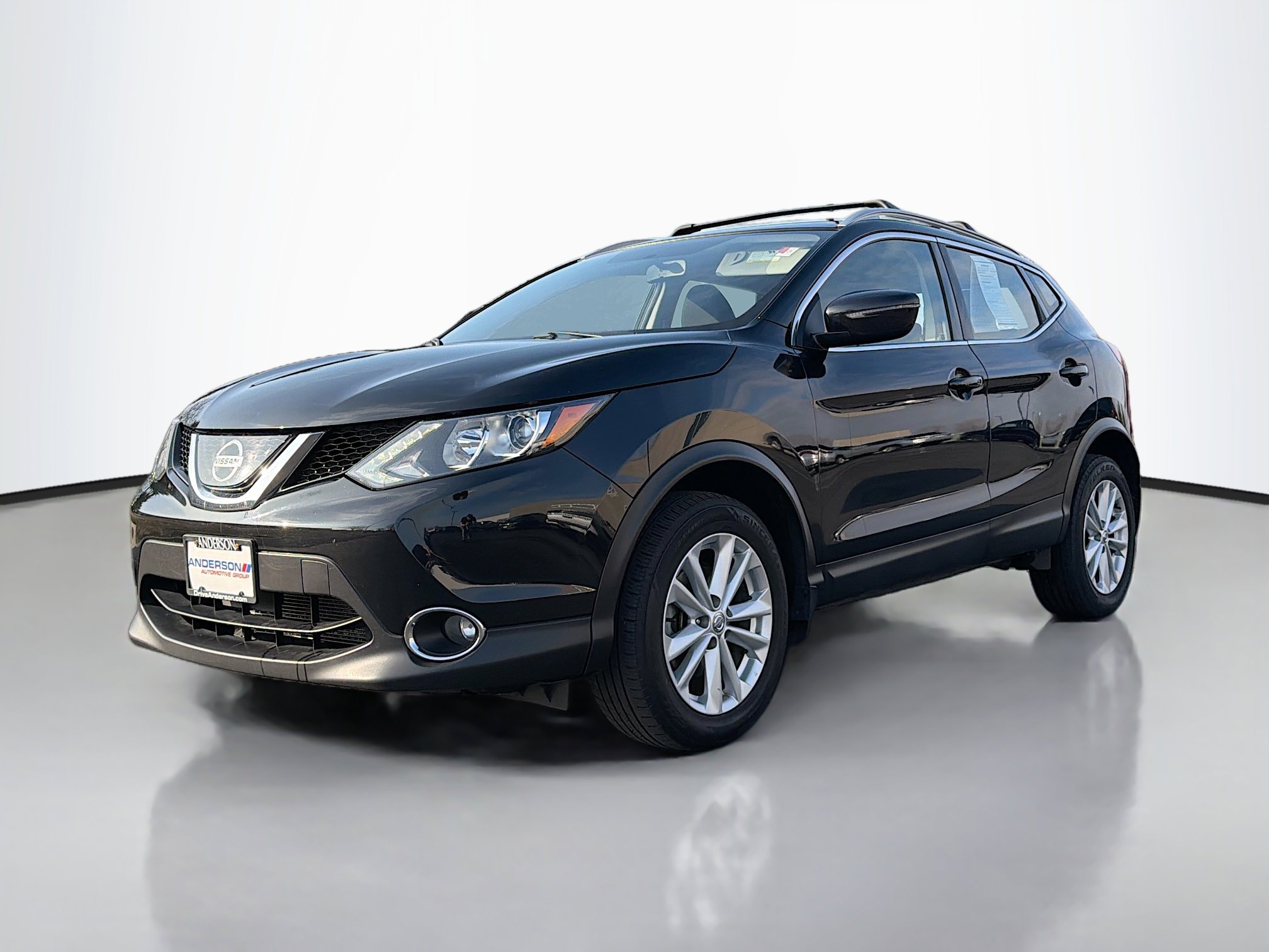 Used 2018 Nissan Rogue Sport SV w/ SV All-Weather Package AWD/4WD image 12