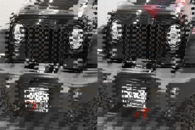 Used 2017 Jeep Wrangler Unlimited Sahara image 16