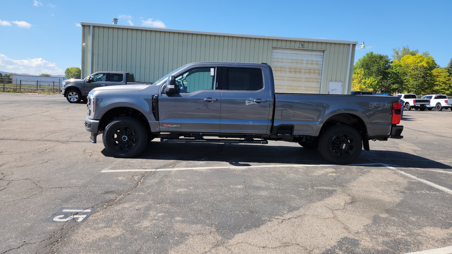 New 2027 Ford F350 XLT w/ XLT Premium Package AWD/4WD image 4