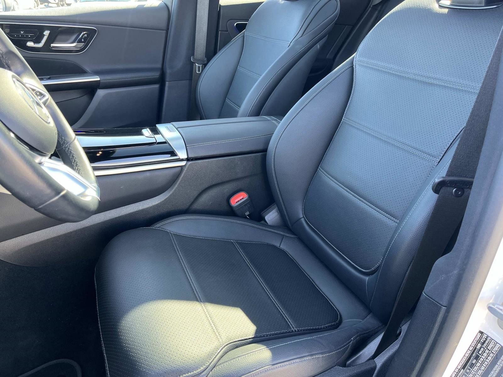 Certified 2025 Mercedes-Benz GLC 300 GLC 300 image 22