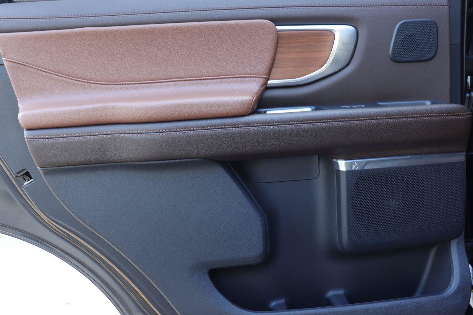 Used 2025 Ford Expedition King Ranch AWD/4WD image 11