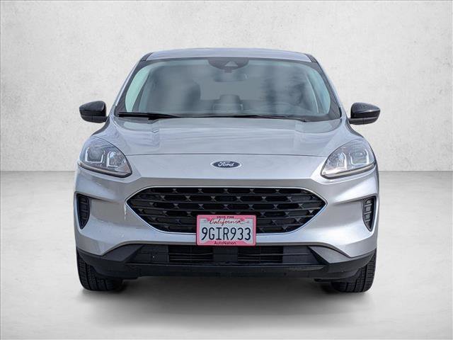 Certified 2022 Ford Escape SE w/ SE Sport Appearance Package FWD image 2