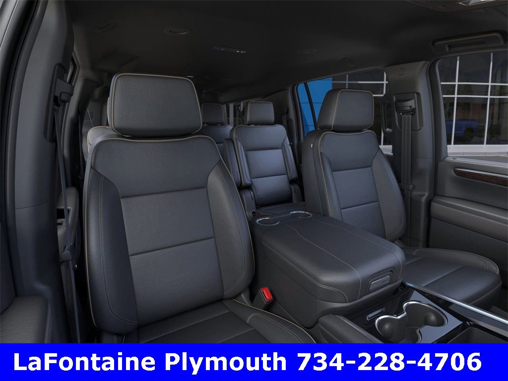 New 2025 Chevrolet Suburban Premier image 16