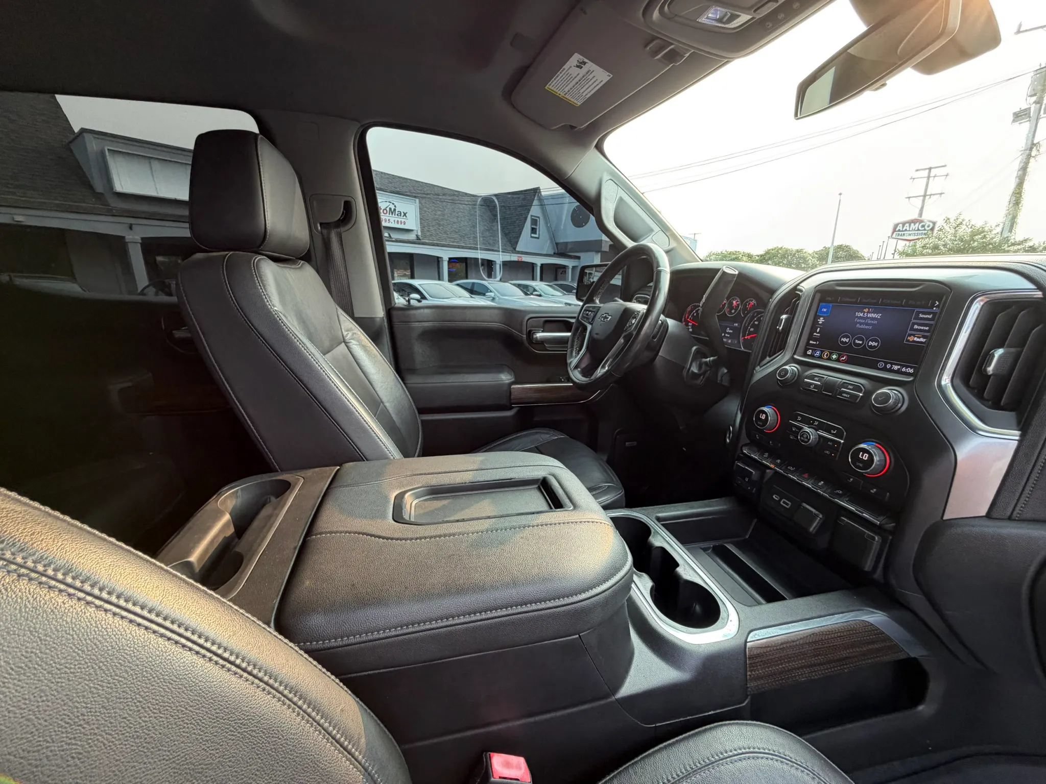 Used 2020 Chevrolet Silverado 1500 LT Trail Boss AWD/4WD image 20