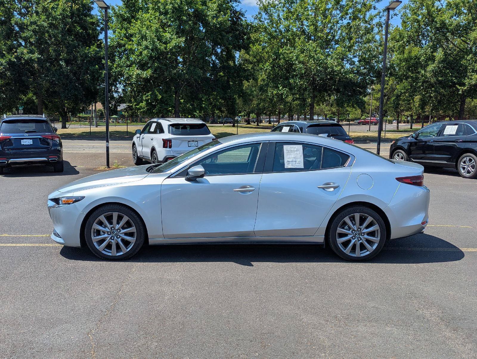 Used 2020 MAZDA MAZDA3 AWD Sedan w/ Preferred Package image 2