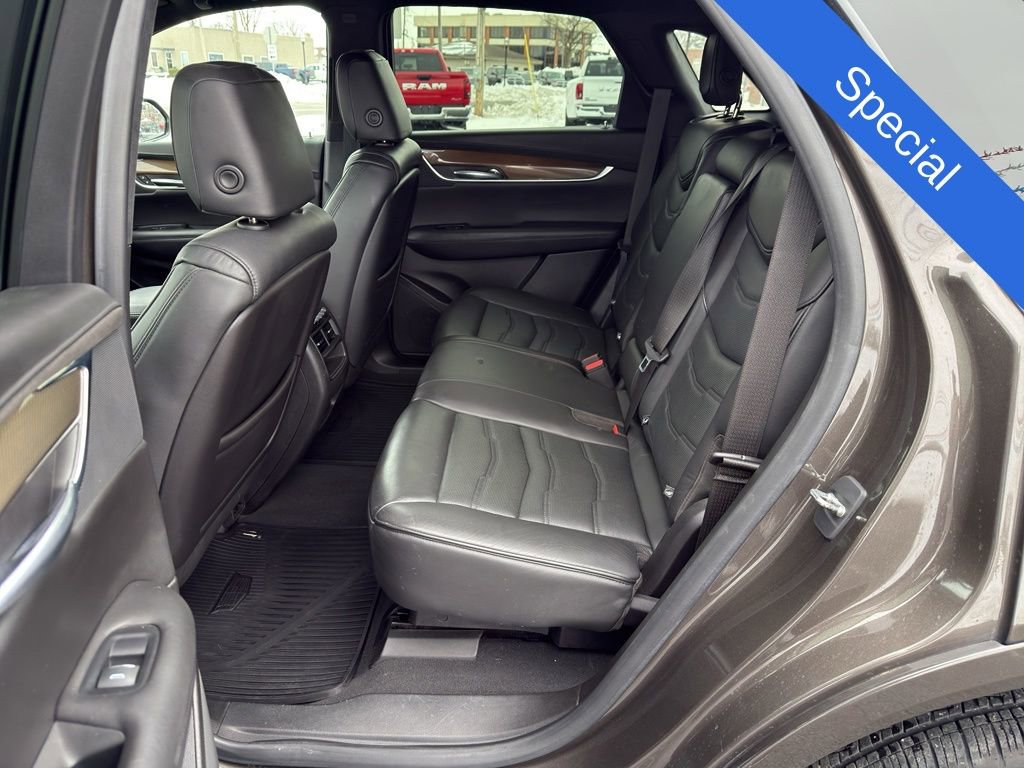 Used 2019 Cadillac XT5 Platinum image 13
