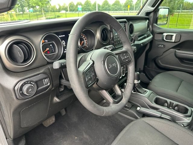Used 2023 Jeep Wrangler Unlimited Sport AWD/4WD image 20
