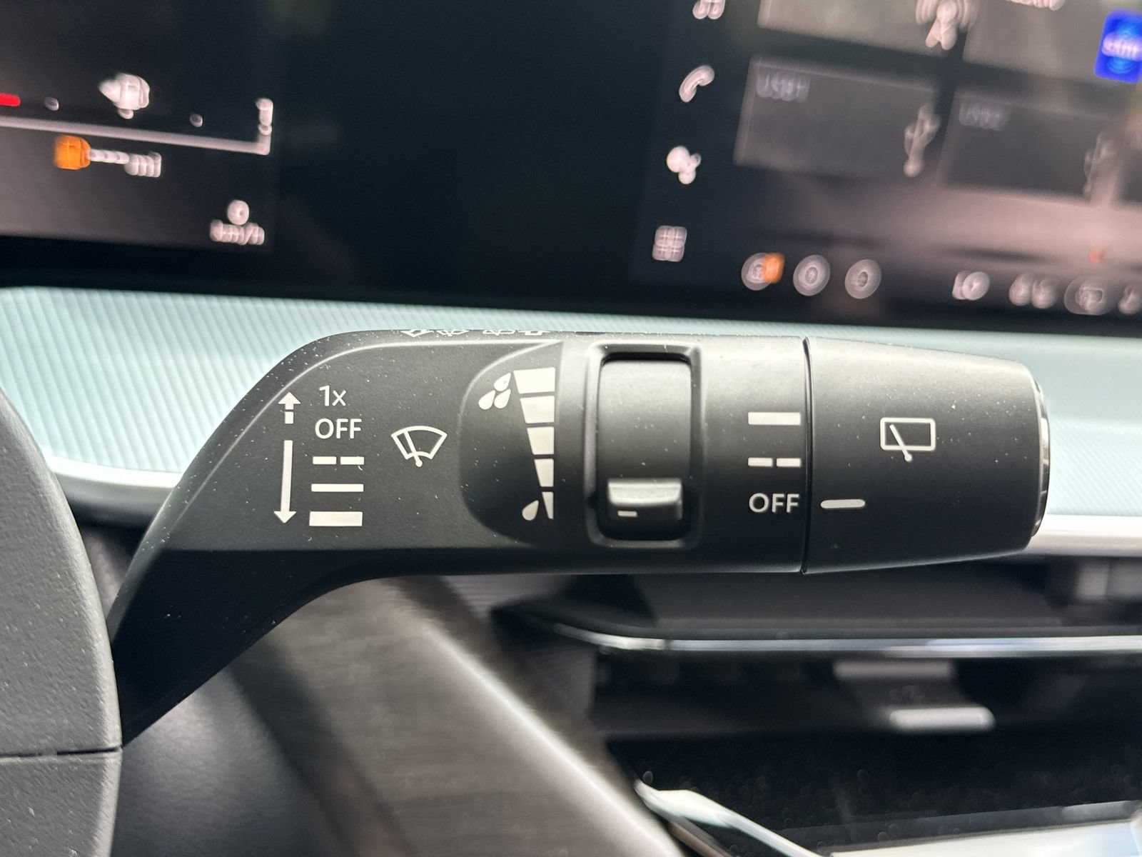 New 2025 Nissan Murano SL AWD/4WD image 14