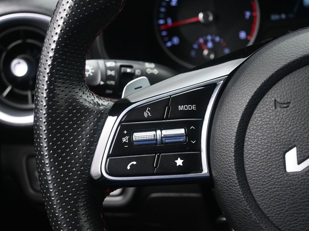 Used 2023 Kia Forte GT image 15