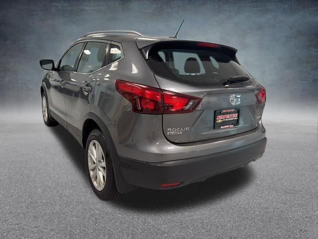 Used 2017 Nissan Rogue Sport SV w/ SV All-Weather Package AWD/4WD image 9