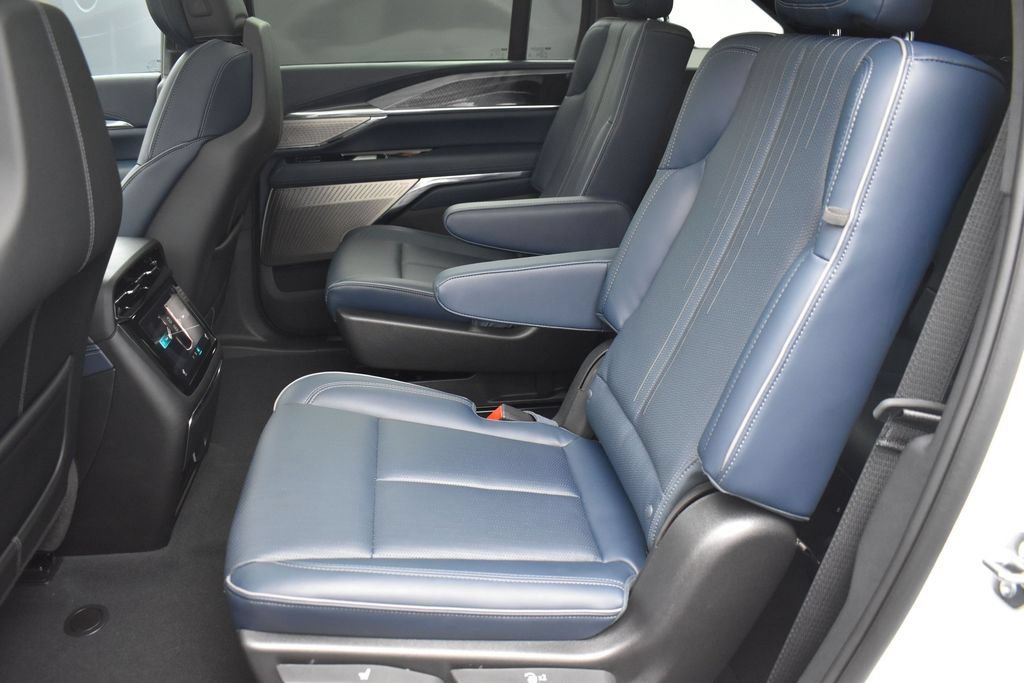 Used 2025 Cadillac Escalade IQ Luxury 2 AWD/4WD image 26