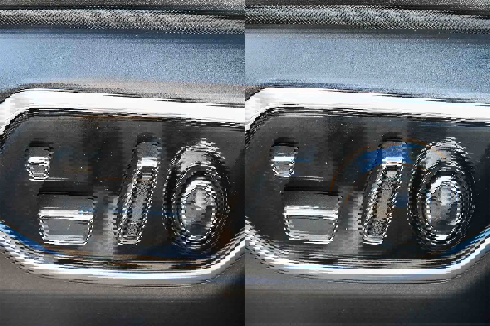 Used 2023 Jeep Grand Cherokee Overland w/ Adv Protech Group III image 20