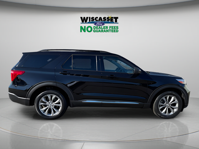 Used 2023 Ford Explorer XLT w/ Equipment Group 202A AWD/4WD image 6