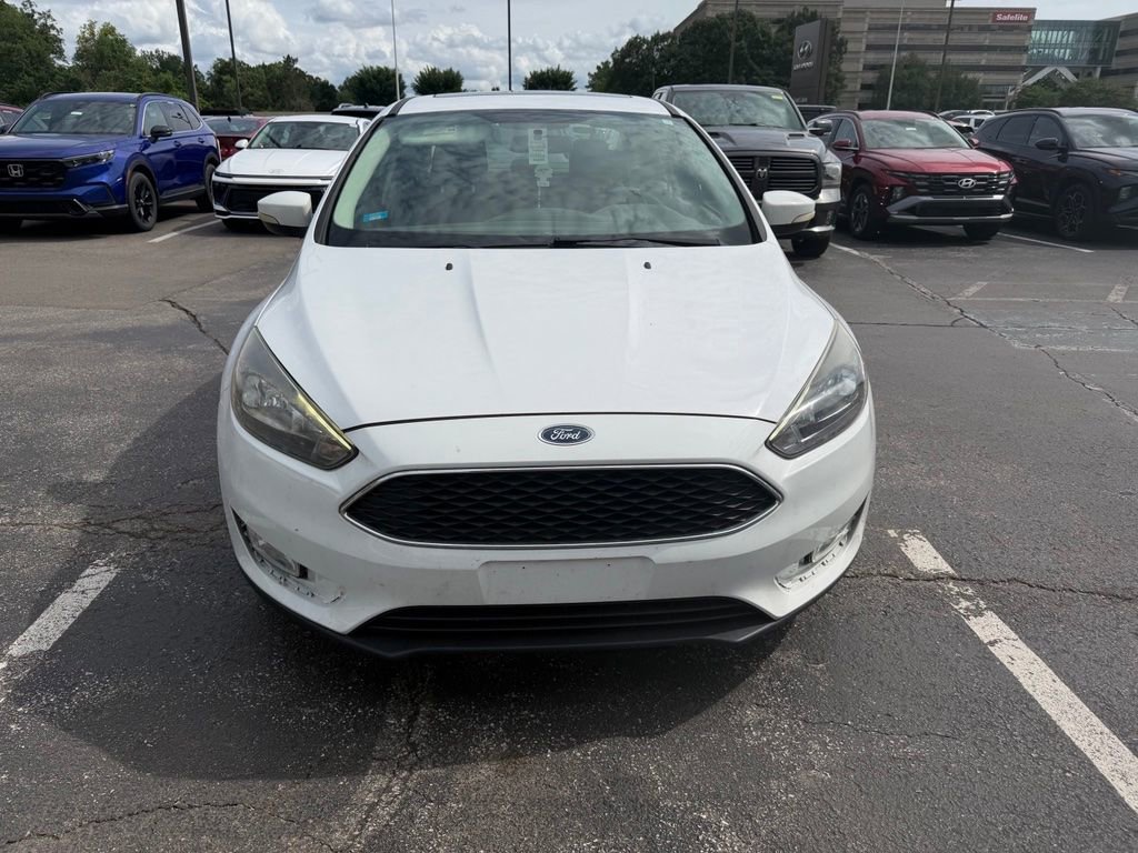 Used 2017 Ford Focus SEL w/ Interior Protection Package FWD image 2