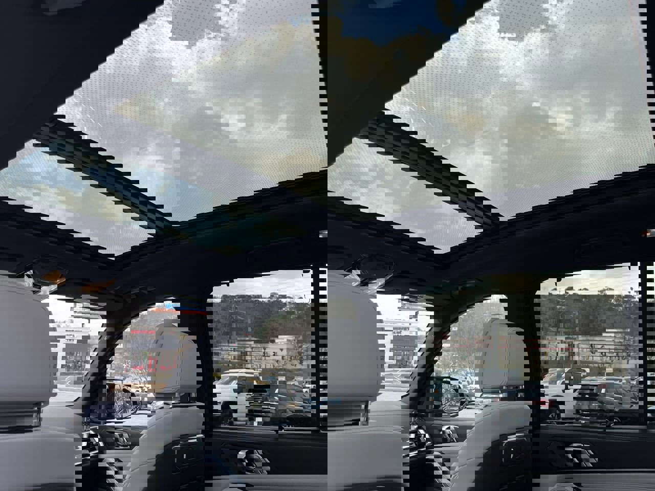 Certified 2024 BMW X5 M60i image 30