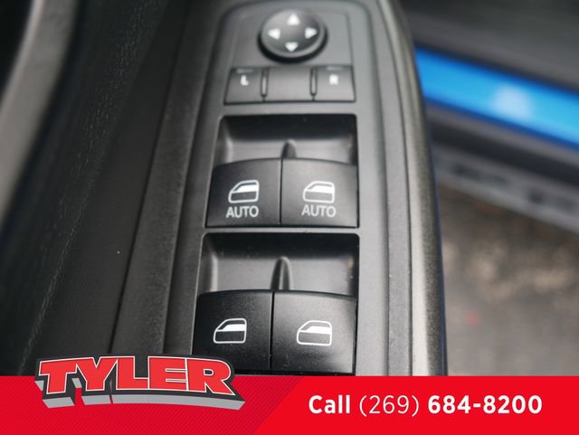 Used 2021 Jeep Cherokee Trailhawk image 24