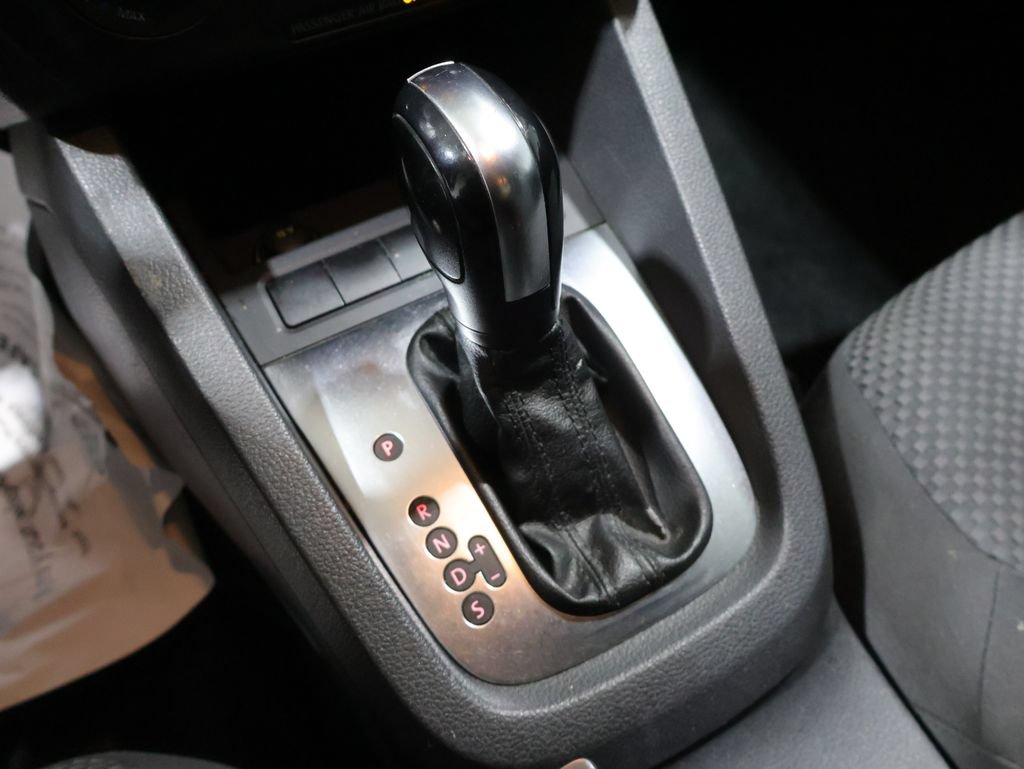 Used 2013 Volkswagen Jetta S FWD image 25