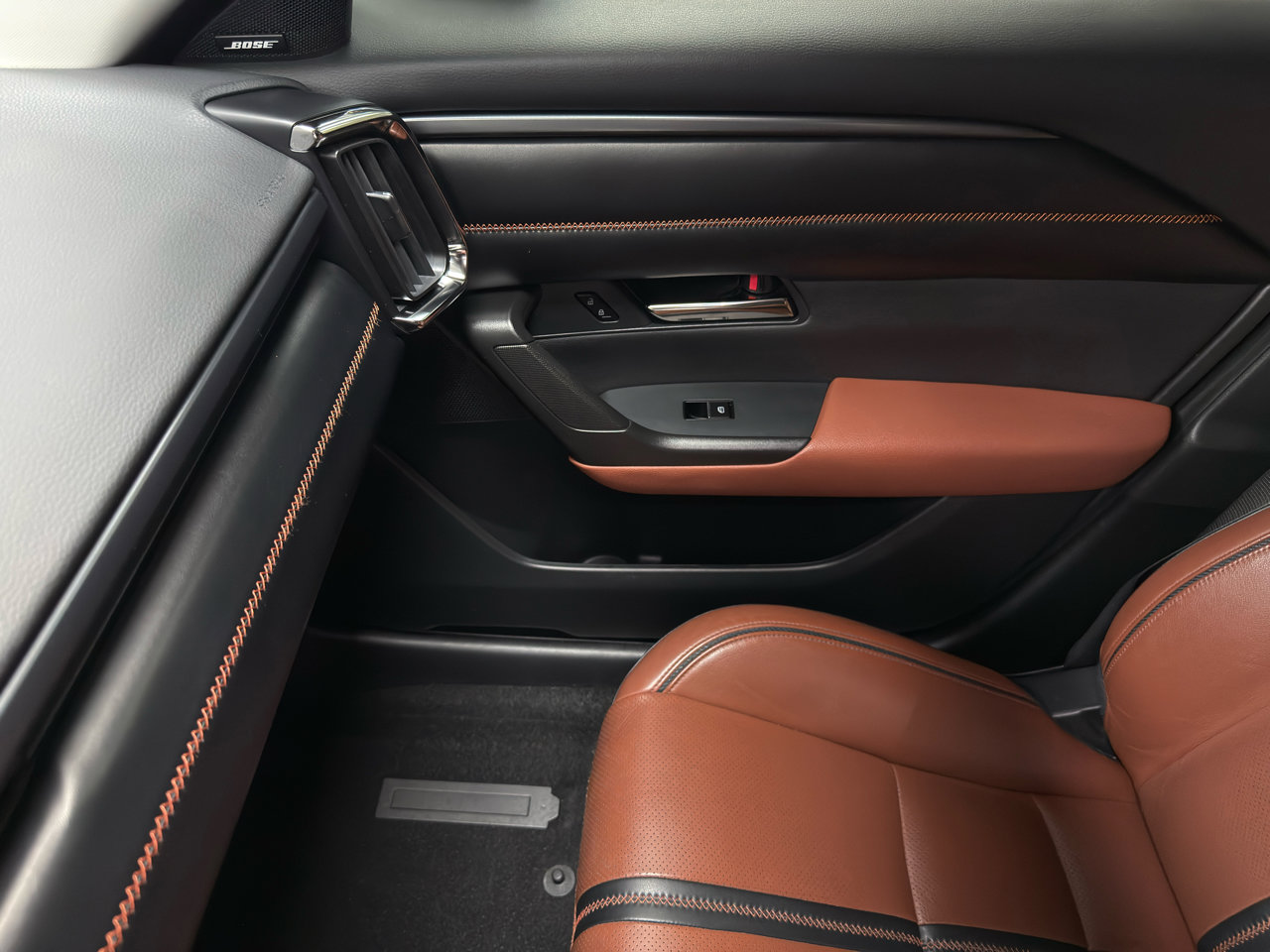 Used 2023 MAZDA CX-50 2.5 Turbo w/ Weather Package image 26