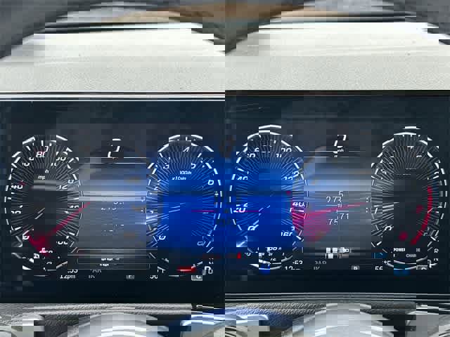 Used 2024 Mercedes-Benz GLB 250 4MATIC image 6