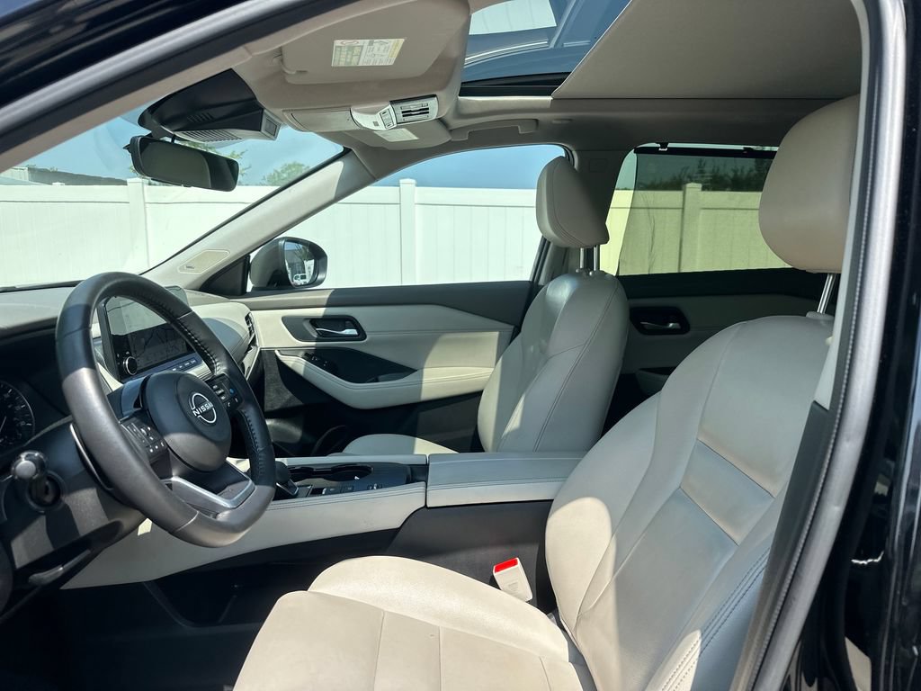 Used 2023 Nissan Rogue SL w/ SL Premium Package FWD image 40