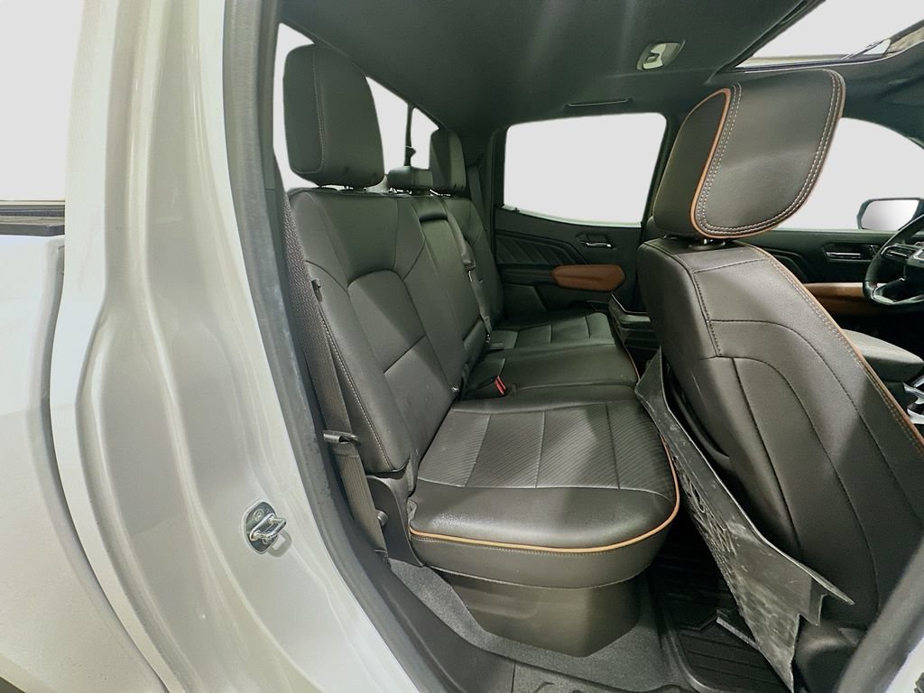 Used 2023 GMC Canyon AT4 w/ AT4 Premium Package AWD/4WD image 28