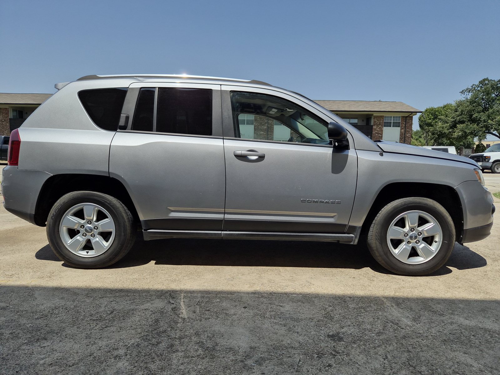 Used 2014 Jeep Compass Sport w/ Power Value Group FWD image 4
