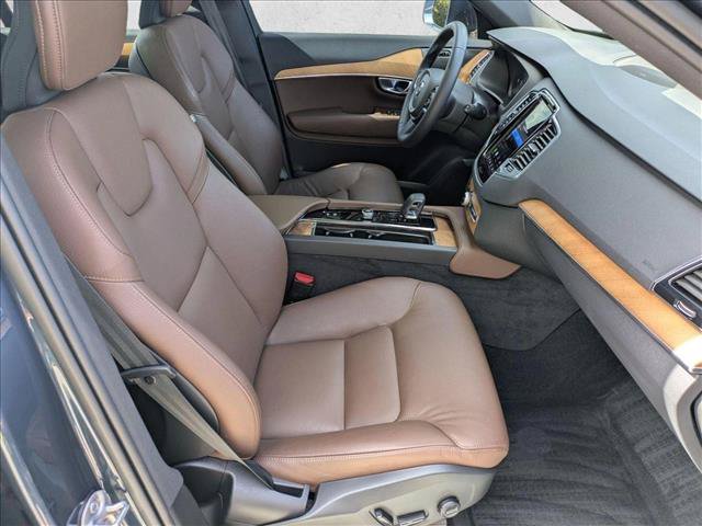Used 2024 Volvo XC90 B5 Plus w/ Protection Package Premier AWD/4WD image 23