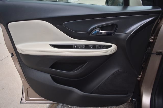 Used 2018 Buick Encore Sport Touring w/ Safety Package FWD image 18