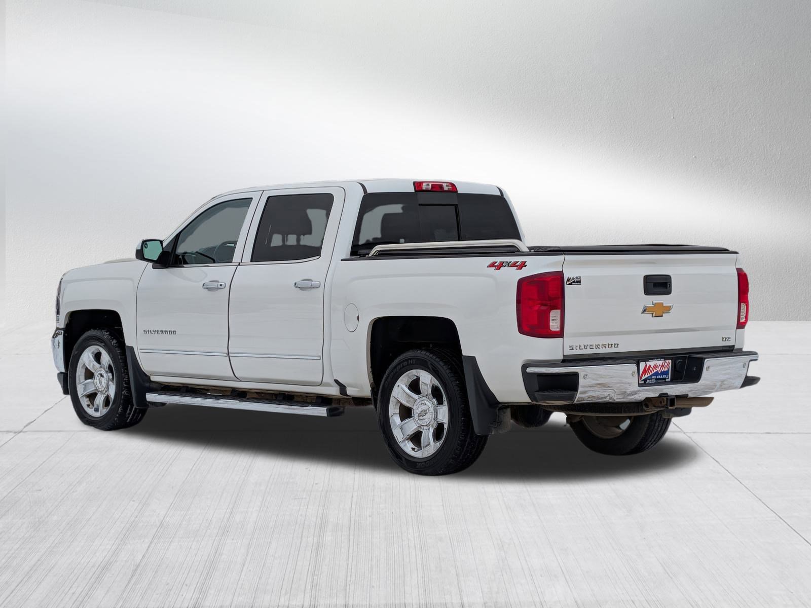 Used 2018 Chevrolet Silverado 1500 LTZ w/ Sport Package image 5