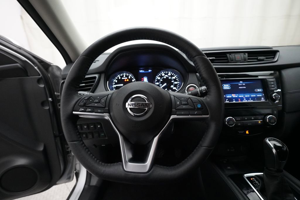 Used 2019 Nissan Rogue SL image 4