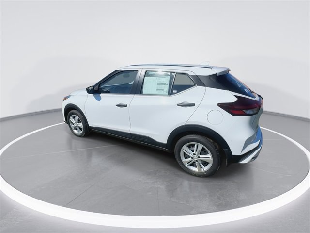 New 2025 Nissan Kicks Play S image 6