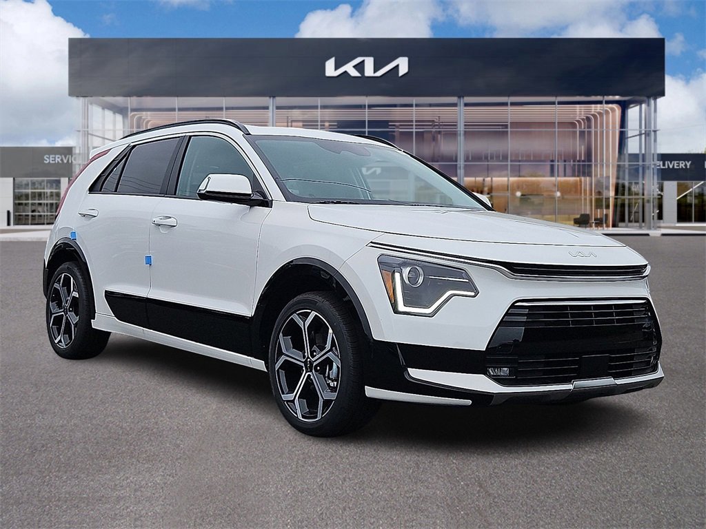 New 2025 Kia Niro EX Touring image 1