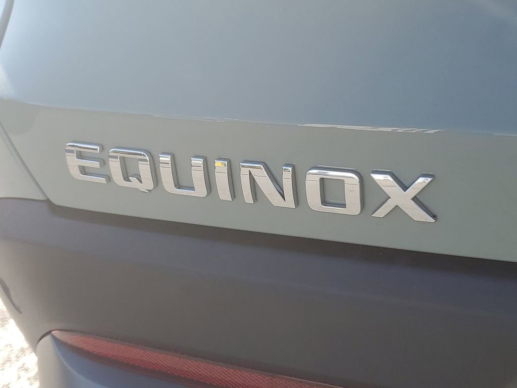 New 2026 Chevrolet Equinox LT w/ Safety and Technology Package image 7