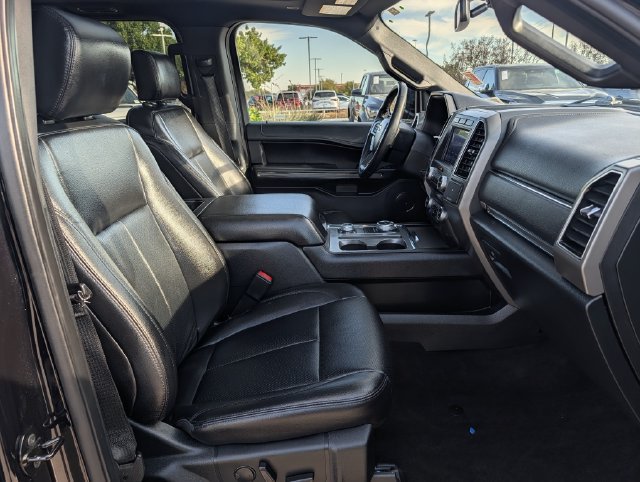 Used 2020 Ford Expedition Max XLT w/ Equipment Group 202A AWD/4WD image 35