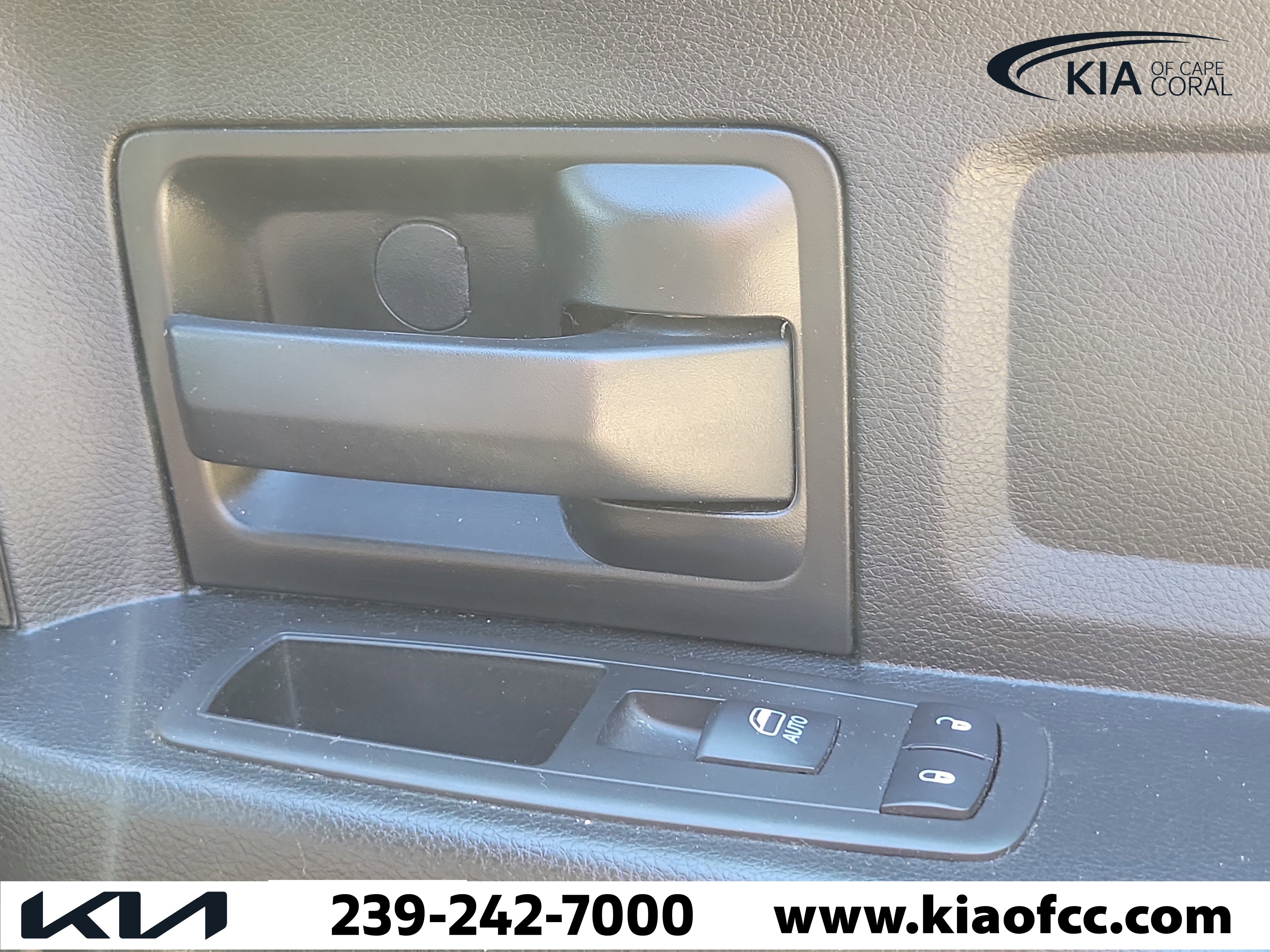Used 2019 RAM 1500 Express AWD/4WD image 29