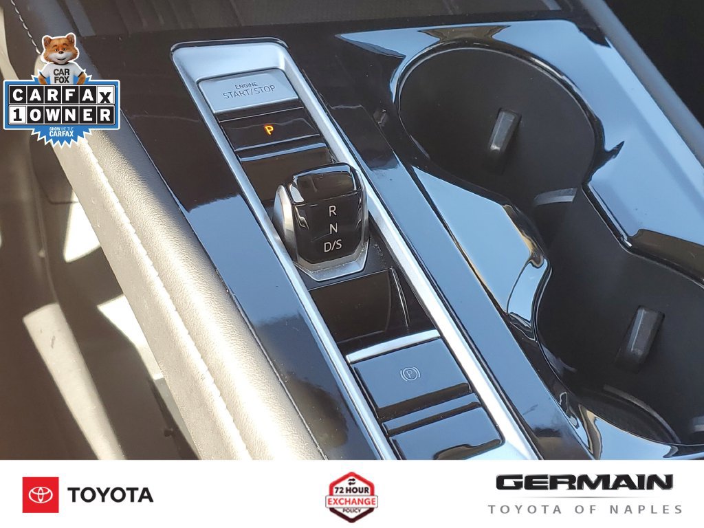 Used 2025 Volkswagen Atlas SE w/ Black Wheel Package FWD image 28