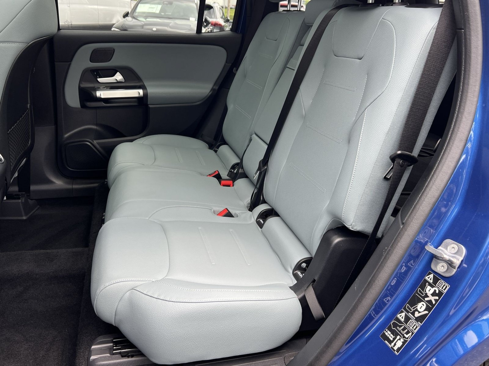 Used 2026 Mercedes-Benz GLB 250 4MATIC image 30