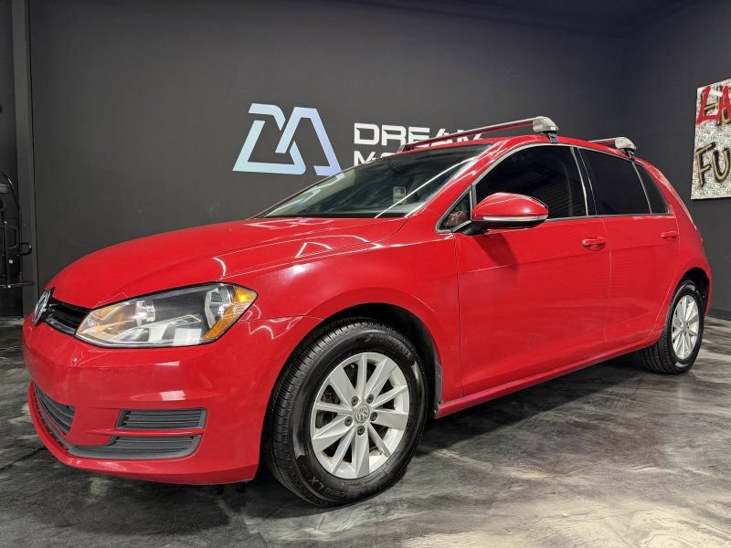 Used 2017 Volkswagen Golf S FWD image 1