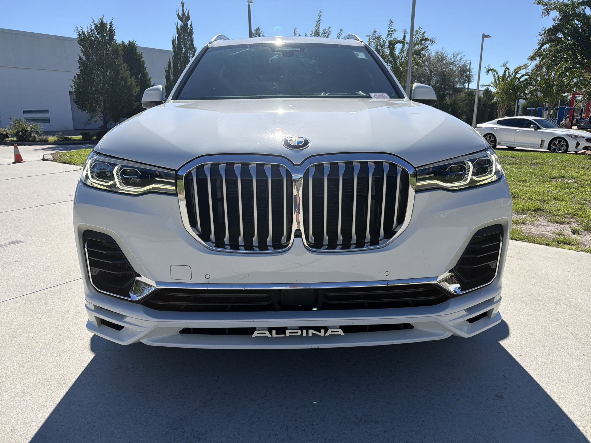 Used 2021 BMW ALPINA XB7 AWD/4WD image 2