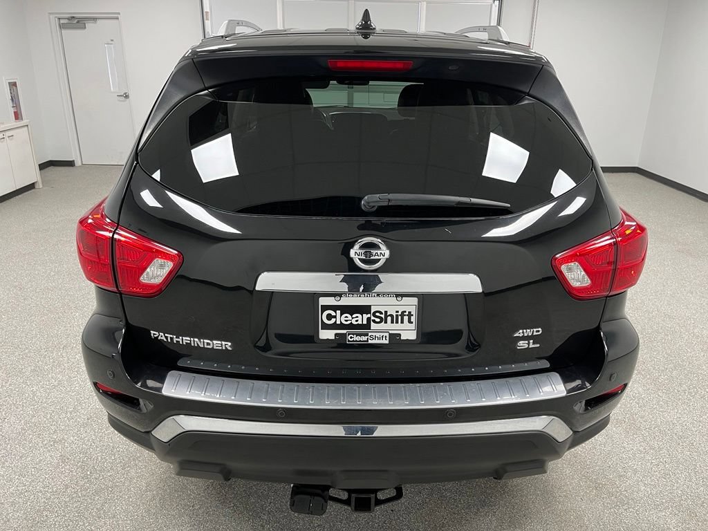 Used 2019 Nissan Pathfinder SL AWD/4WD image 9
