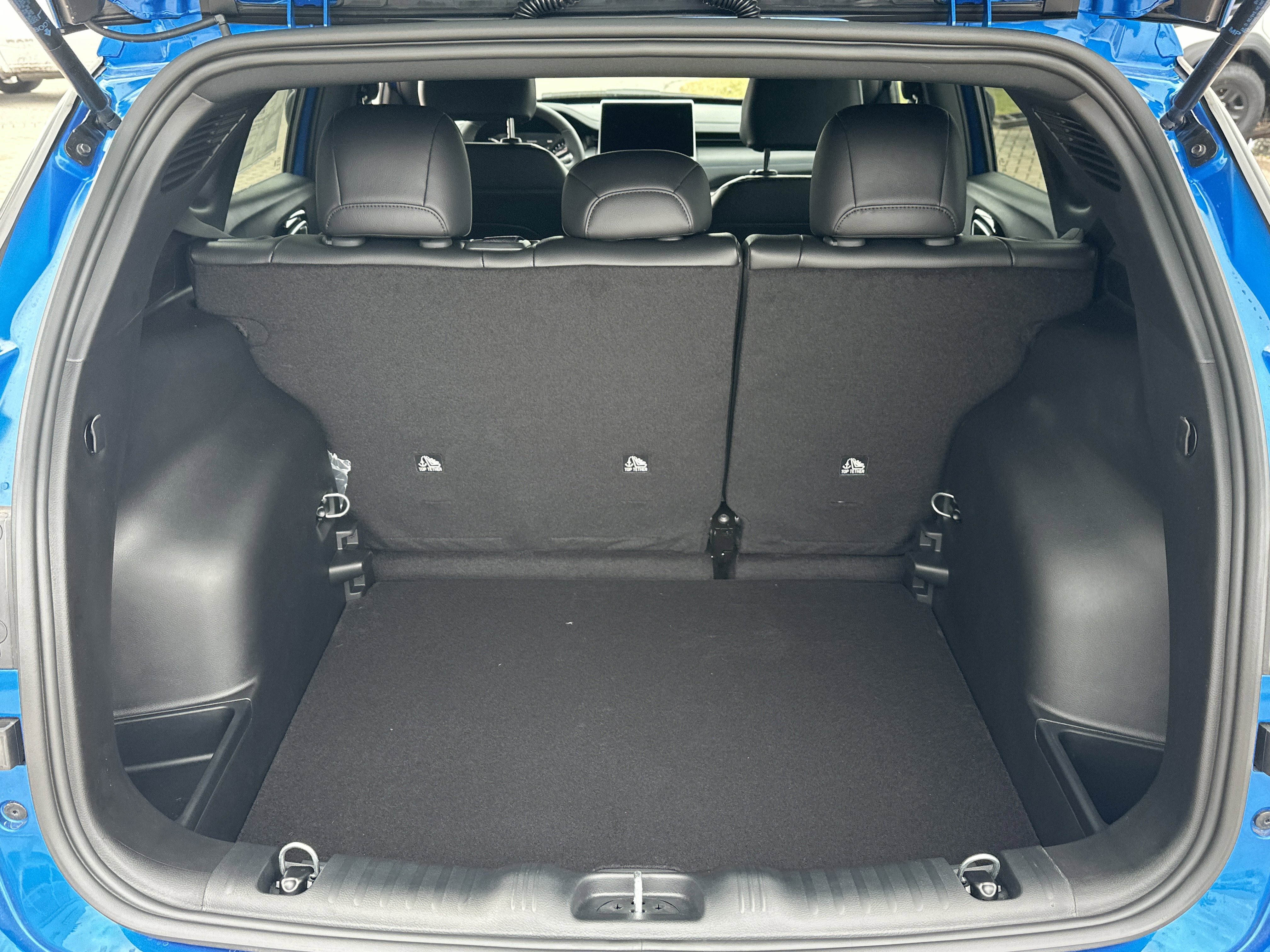 New 2026 Jeep Compass Latitude image 10